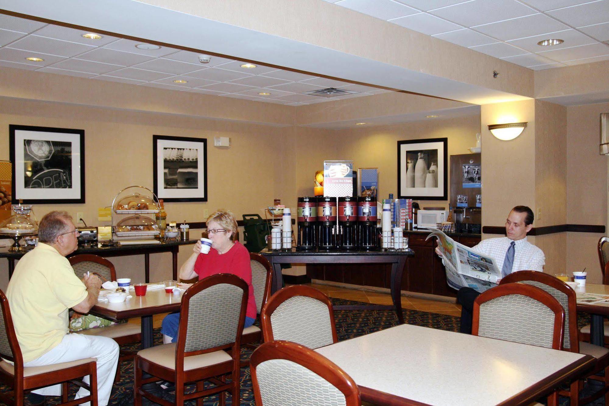 Hampton Inn Maysville Restaurace fotografie